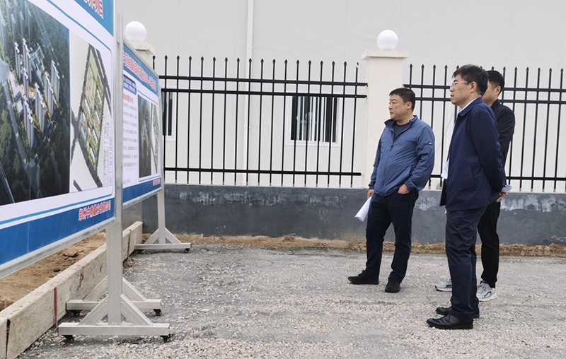 亚搏-亚搏（中国）一站式服务官方网站负责人汪洋到侯寨新镇区安置区调研项目建设工作