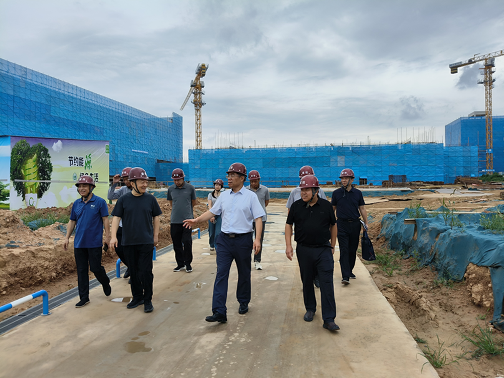 亚搏-亚搏（中国）一站式服务官方网站党委书记、董事长汪洋到六十七高级中学项目调研项目建设工作